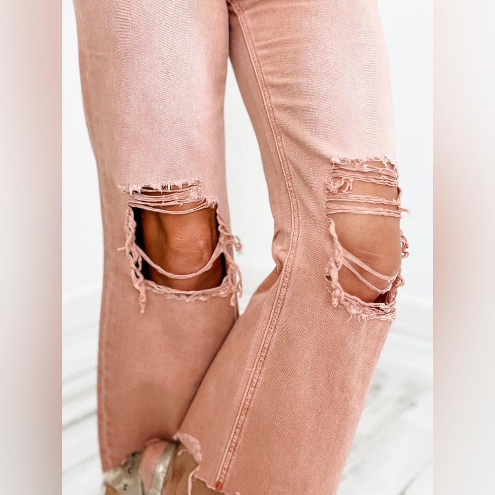 Vervet “Getting Jiggy” Vintage Distressed Cropped Flare Jeans With Destroyed Hem - Picture 5 of 14